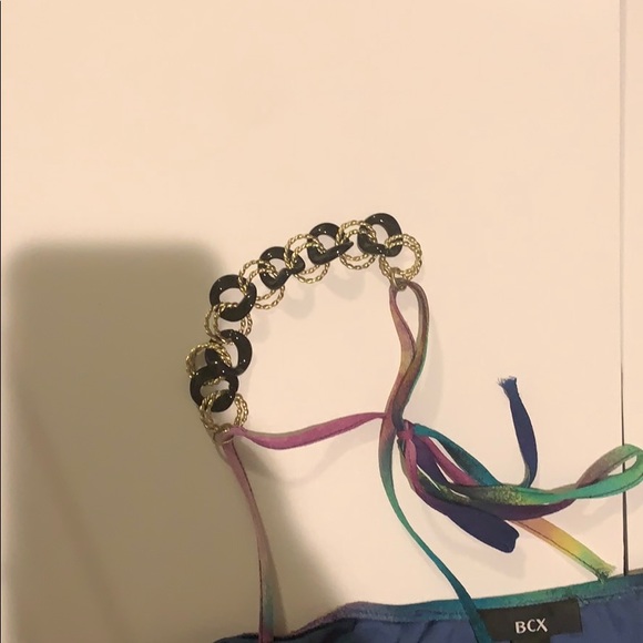 Top - Picture 4 of 4